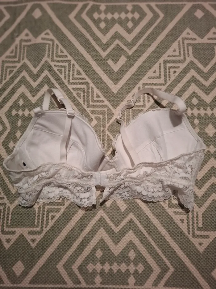 Lot 3 soutien-gorge 100c - photo numéro 6