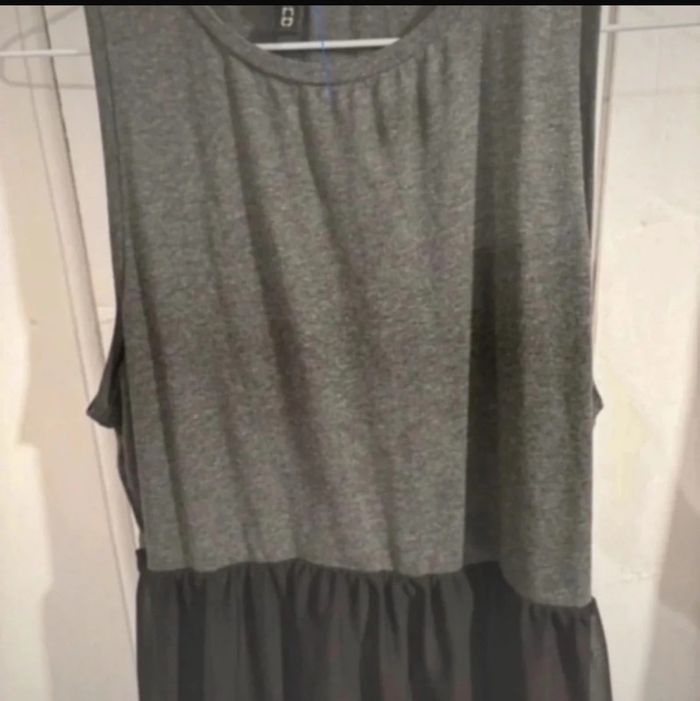 Robe femme noir et grise taille 40 - photo numéro 3