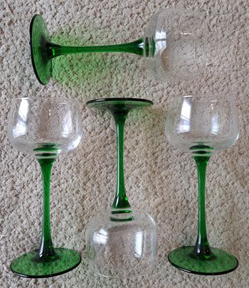 🍽 Lot de 4 verres à vin, sur pied – Agrigel
