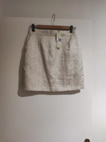 Jupe "La p'tite étoile" T.2 - beige irisé - Neuve