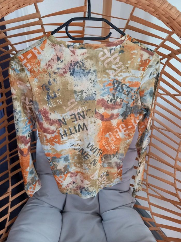 Blouse manches longues a motif femme taille 38 - photo numéro 3