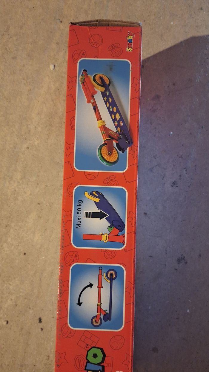 Trotinette 2 roues Super Mario - photo numéro 2