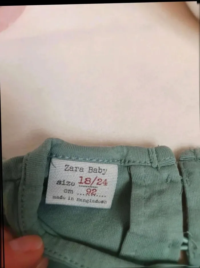 Blouse manches longues en coton Zara fille 18/24 mois 92 cm - photo numéro 2