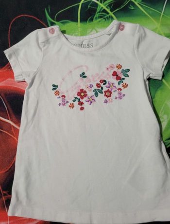 Tshirt blanc Guess 12 mois logo fleuri