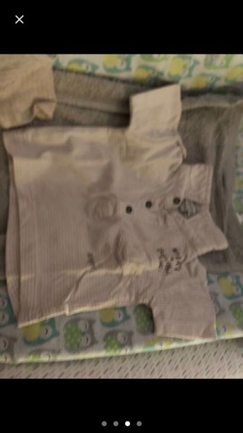 2 tee-shirts été 1 mois