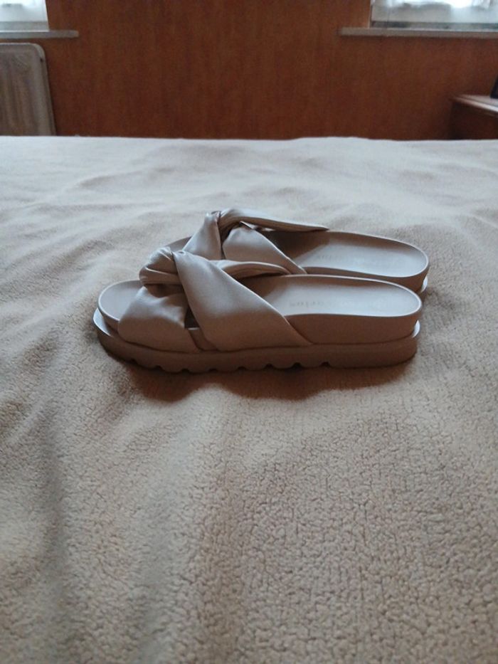 Mules Stradivarius taille 37 - photo numéro 2
