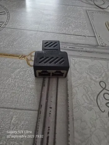 Adaptateur répartiteur RJ45 1 à 2 voies