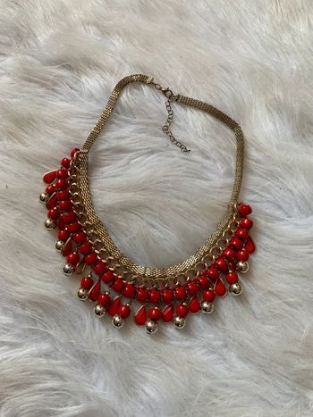 Collier doré et rouge promod