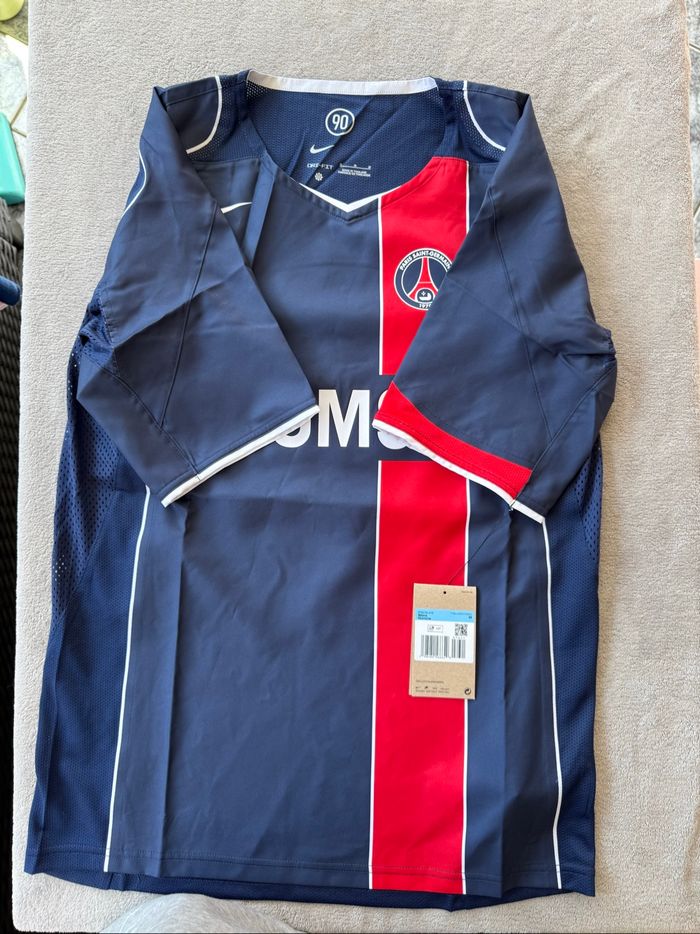 maillot du PSG de 2004 - époque Pauleta - photo numéro 5