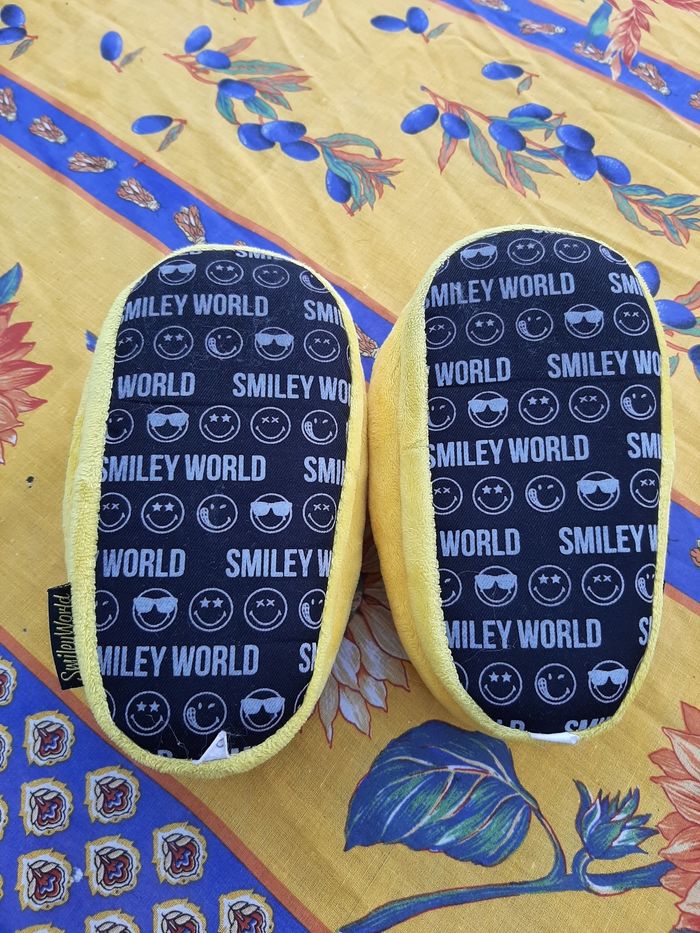 Chaussons smiley - photo numéro 2