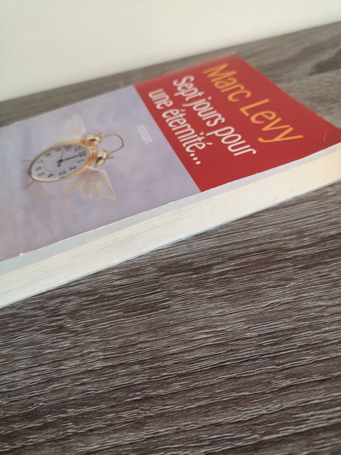 Livre Sept jours pour une éternité de Marc Lévy - photo numéro 3