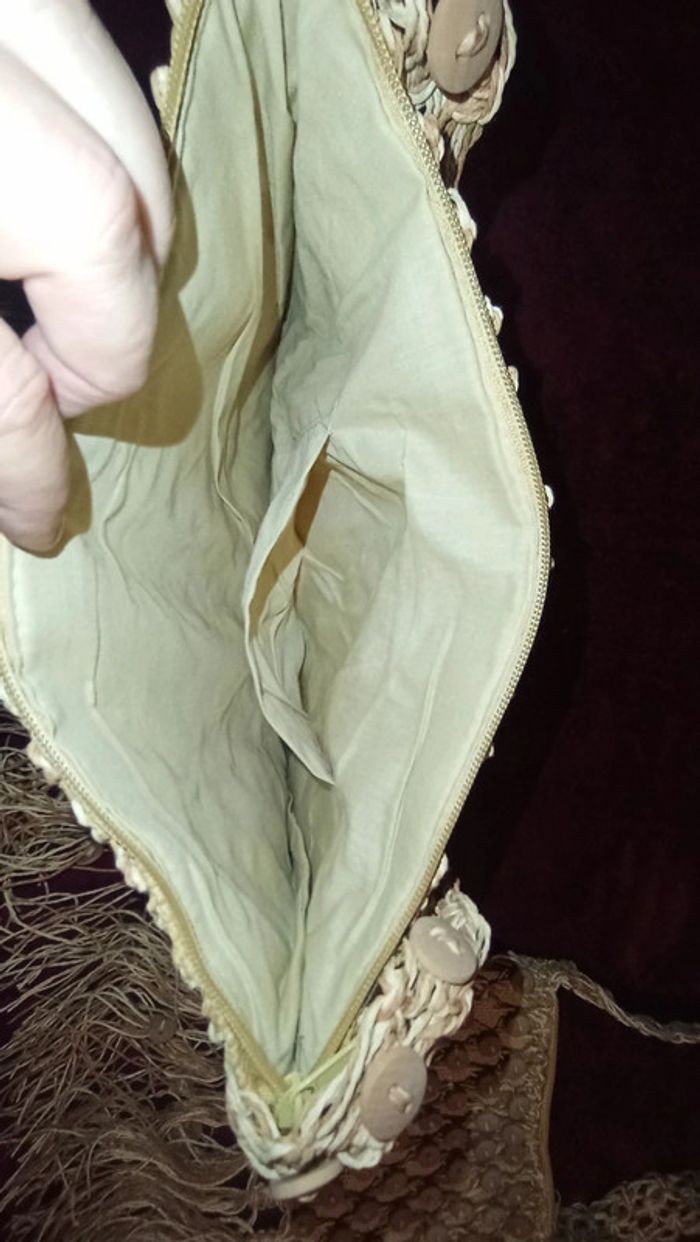 Deux magnifiques sacs à bandoulière avec boutons et franges Neufs Giada - photo numéro 4