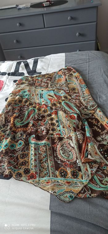 Jupe imprimee t. 38 la city