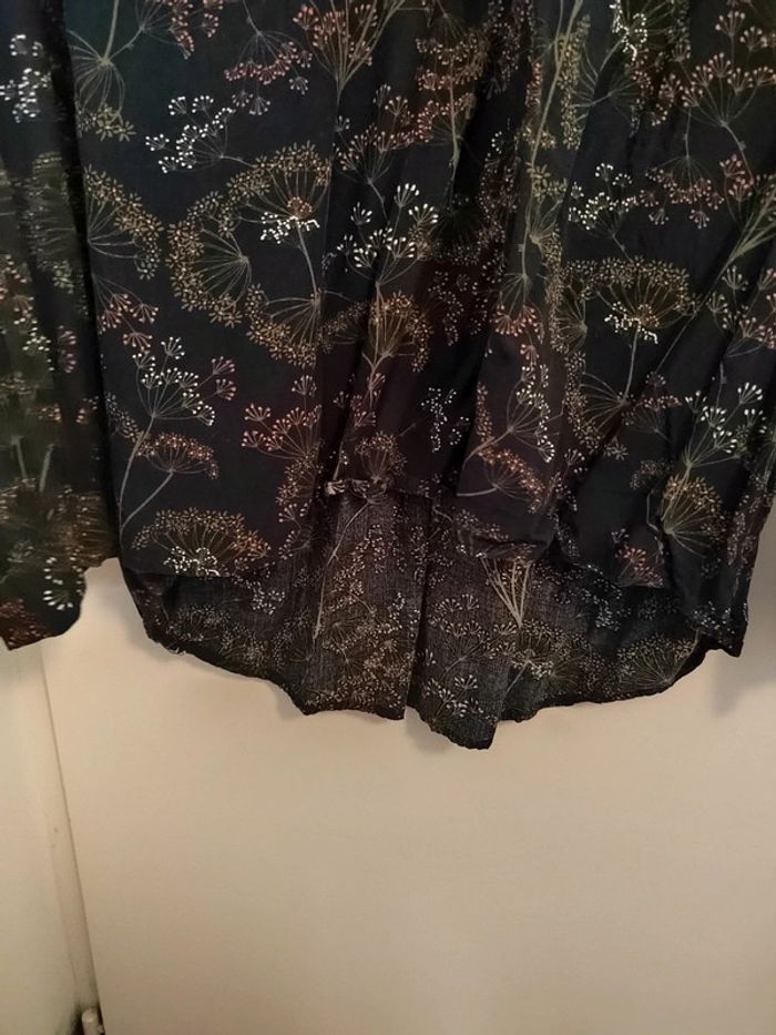 Blouse noire à fleurs taille XL - photo numéro 7