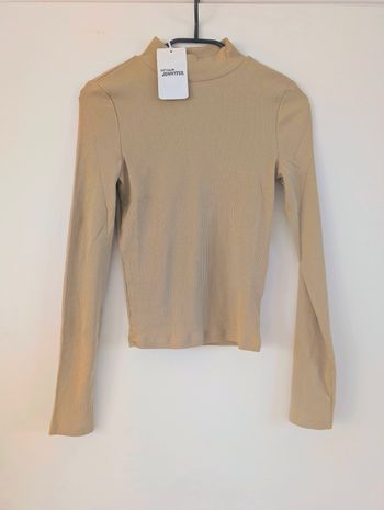 Top col montant manches longues Jennyfer beige – Taille XS – Neuf avec étiquette