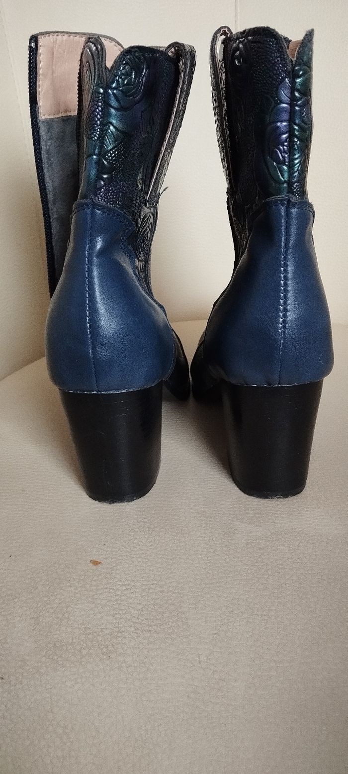 Bottines bleue sérigraphie fleurs taille 38 - photo numéro 3