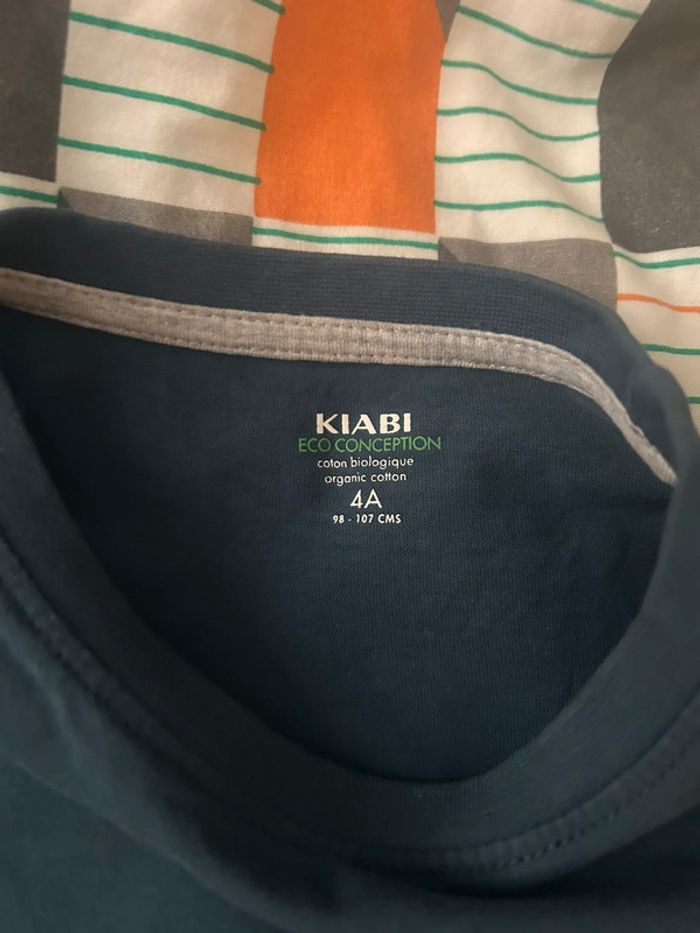 2 t-shirt identique - photo numéro 3