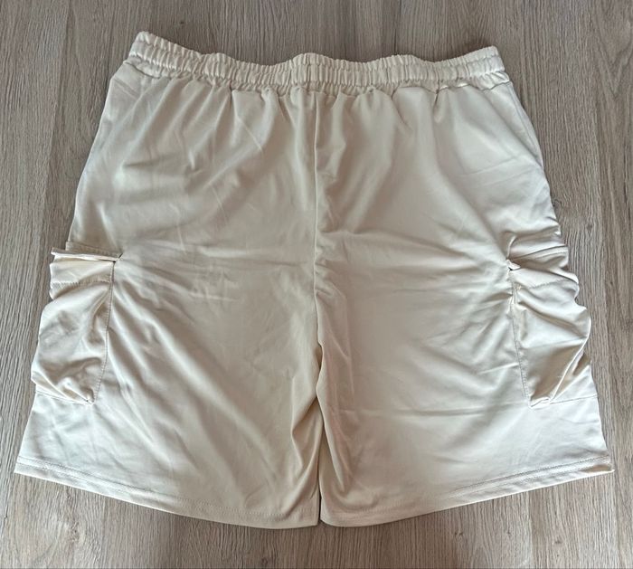 Short cargo - photo numéro 3