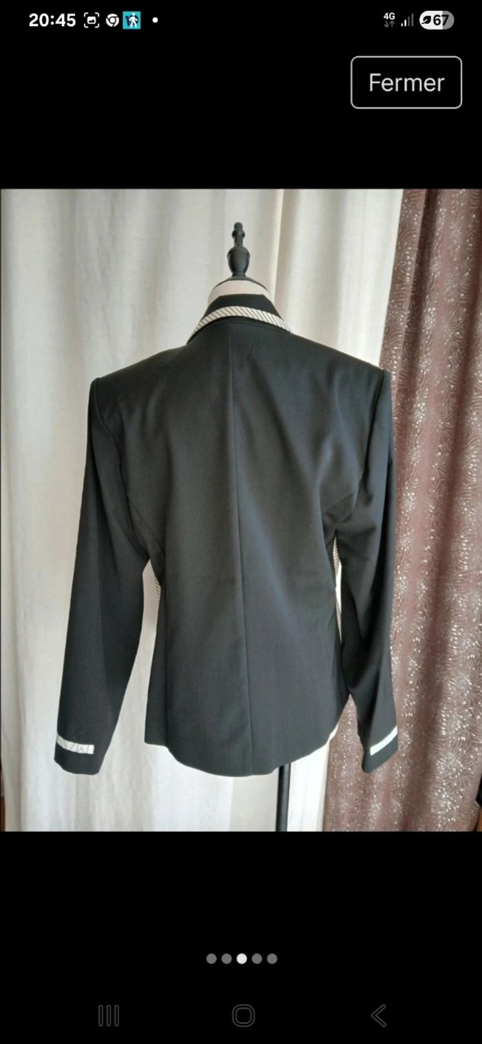 Très jolie veste Taille 40 marque Pause café - photo numéro 3