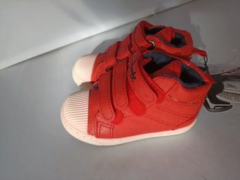 Basket taille 21