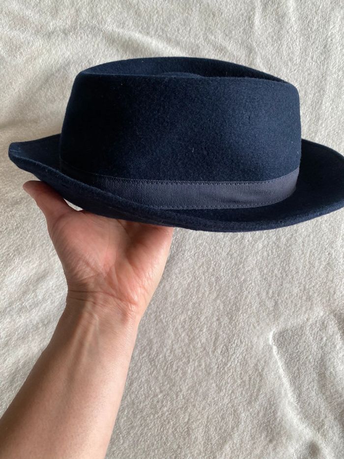 Chapeau femme en laine bleu marine - photo numéro 6
