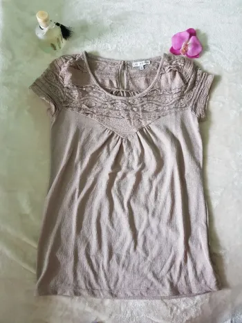 Tee-shirt S dentelle vieux rose