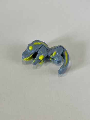 Kinder Joy - Mini Funko Pop Jurassic World - Velociraptor gris