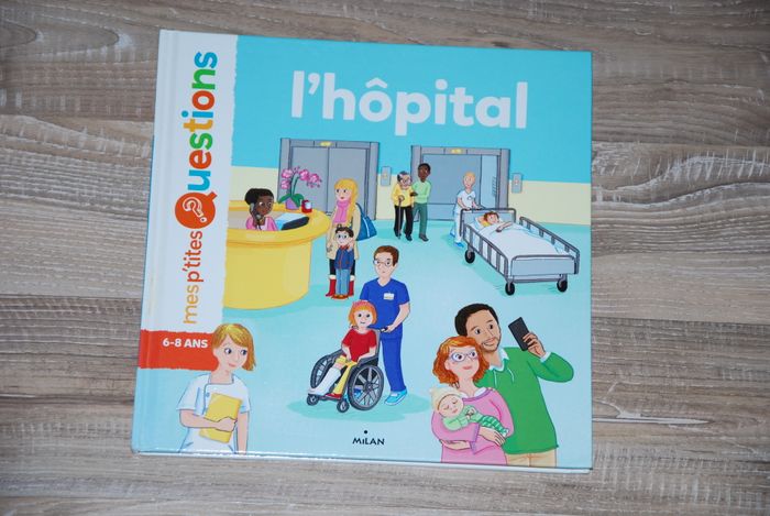 livre L'hôpital - Questions/Réponses - doc dès 5 ans - photo numéro 1