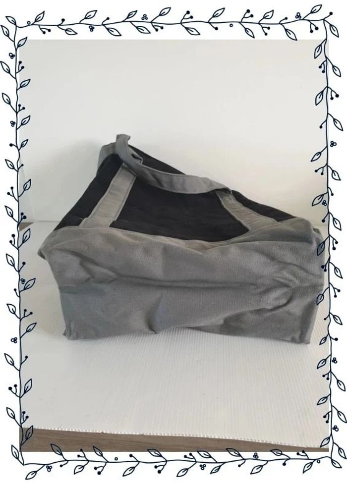 Sac fourre tout Lotus, bon état, 42x30cm - photo numéro 5