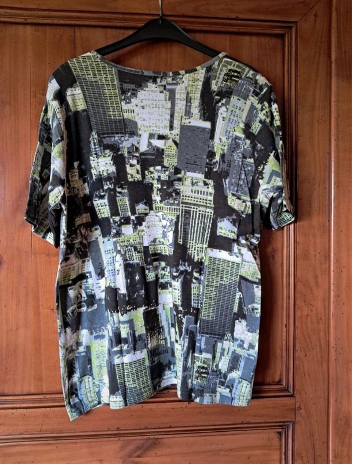 Tee-shirt NEUF pour femme taille 46 - photo numéro 2