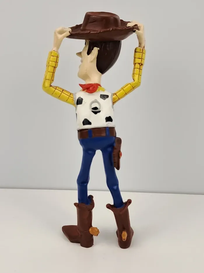 Figurine de Woody dans Toy Story de Walt Disney et Pixar - photo numéro 3