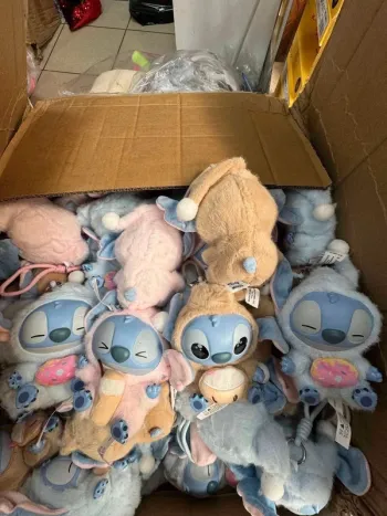 Labubu stitch par 2