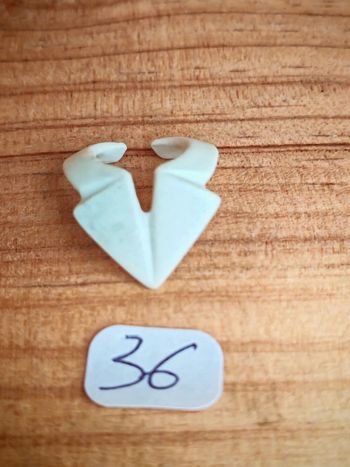 Playmobil vintage col blanc pointu