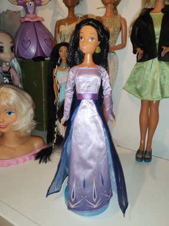 Disney Poupée jasmine Aladin Disneyland