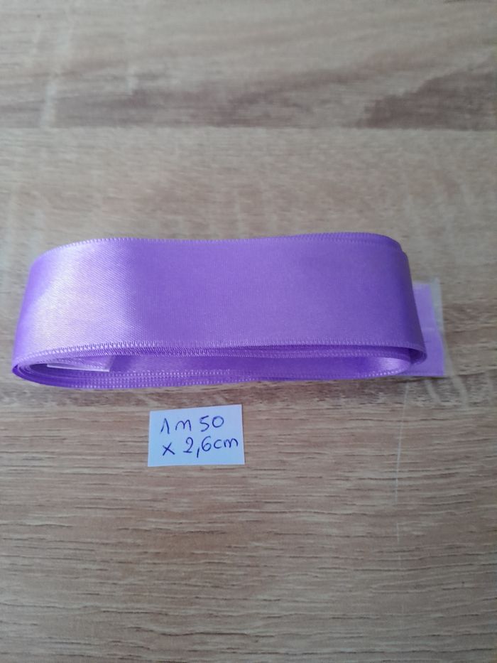 1m50 de ruban violet 2,6cm de large