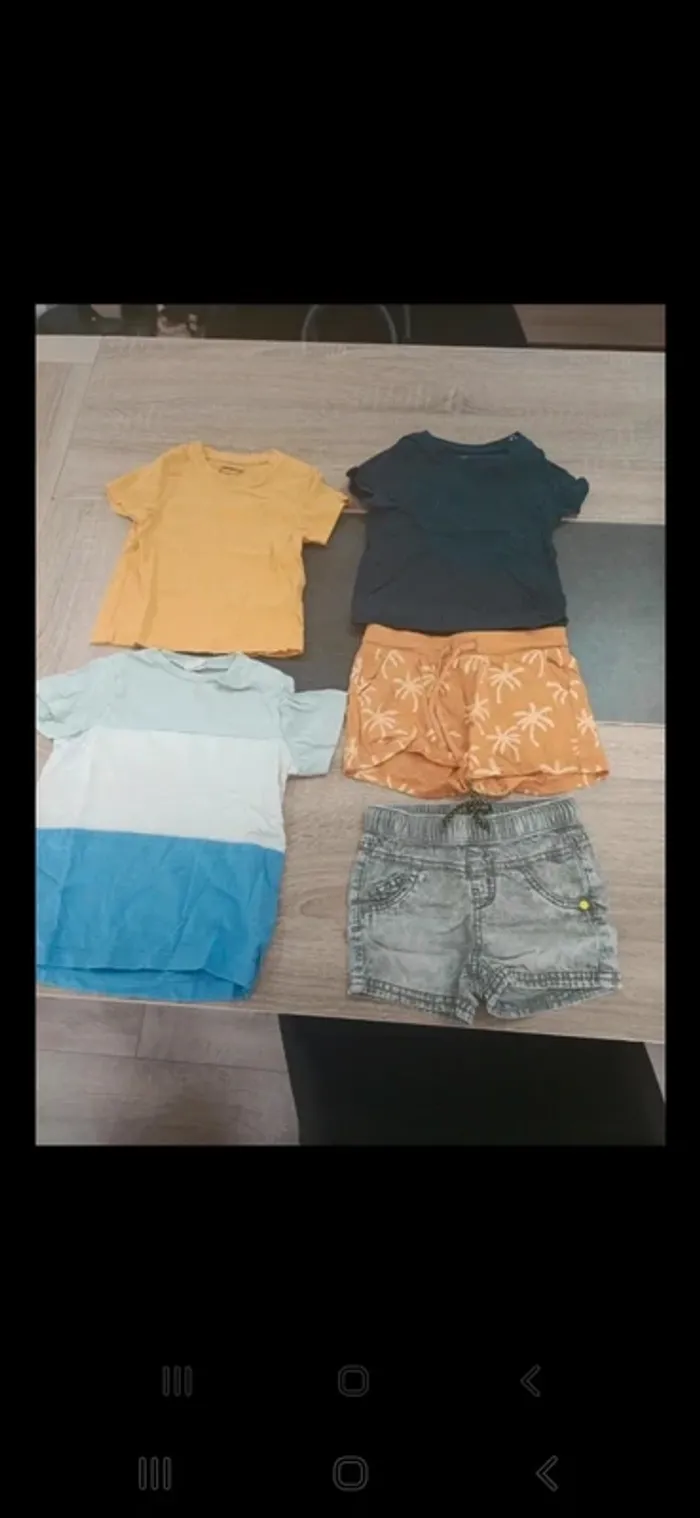 Tshirt et short 9 mois