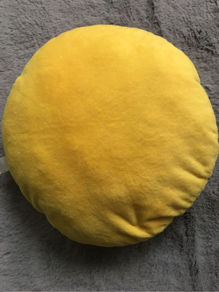 Un oreiller smilly 😂 - photo numéro 2