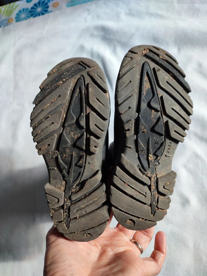 Botte caoutchouc noire 25/26 - photo numéro 3