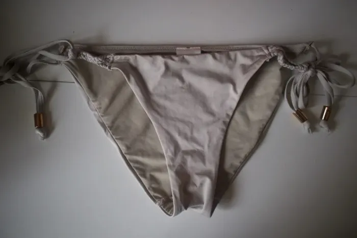 Maillot de bain 2 pièces gris argenté H&M parfait état T.38 - photo numéro 2