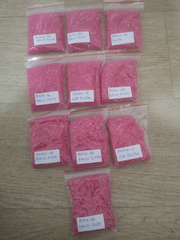 Sel de bain à la rose