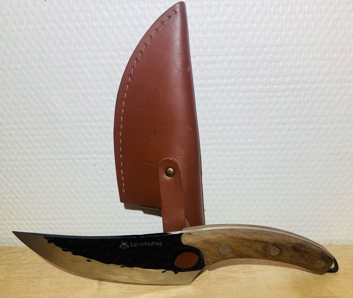 Magnifique Couteau viking en acier inoxydable jamais servie Totalement neuf. - photo numéro 3