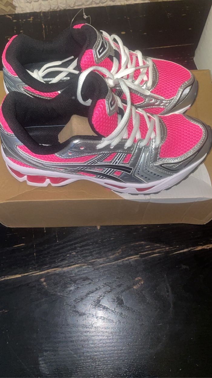 Asics Kayano 14 – Rose – Taille 42 - photo numéro 2