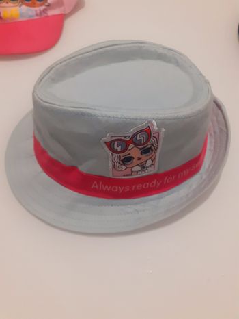 Chapeau lol surprise taille 52 cm