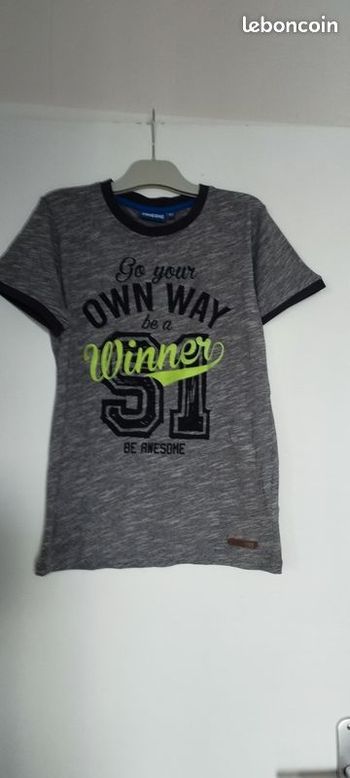 T-Shirt Neuf de chez Someone