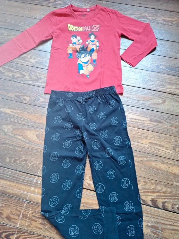 Pyjama dragon ball z