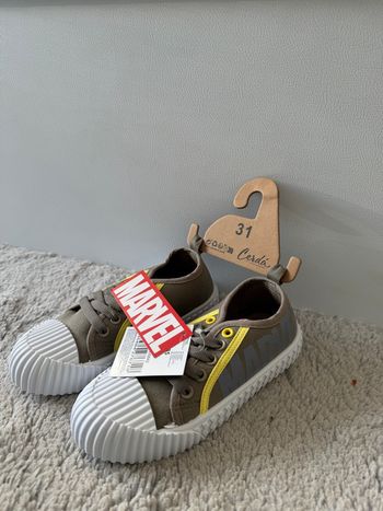 Basket casual Marvel taille 31