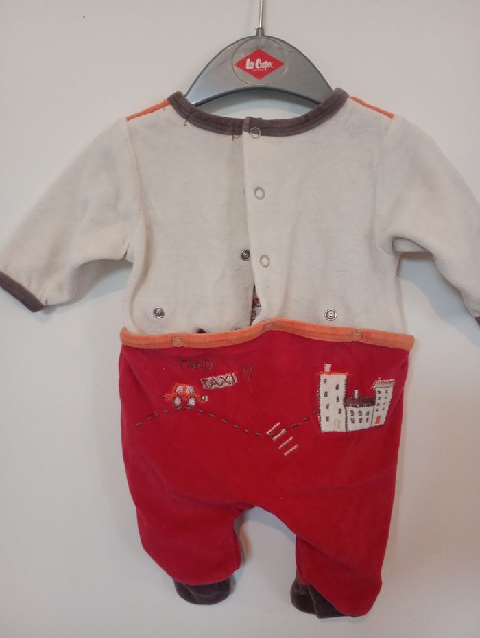 Pyjama un mois - photo numéro 2