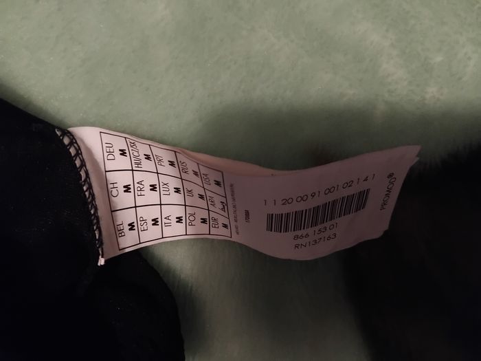 Robe noire taille M - photo numéro 4