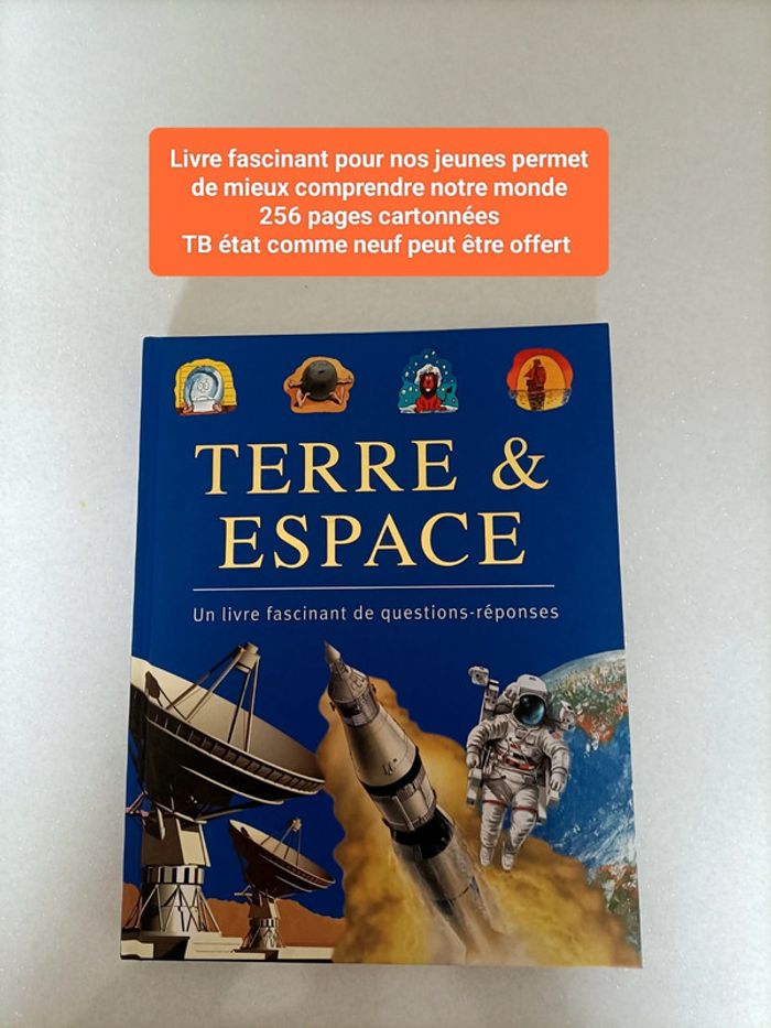 Livre terre de l' espace TB état