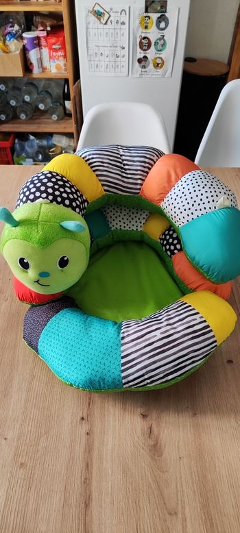 Coussin d'apprentissage chenille/neuf